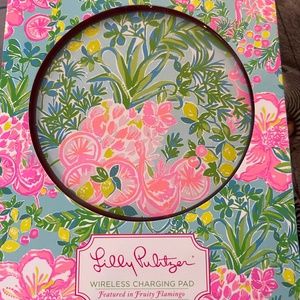 NWT Lilly Pulitzer Wireless Charging Pad Fruity Flamingo